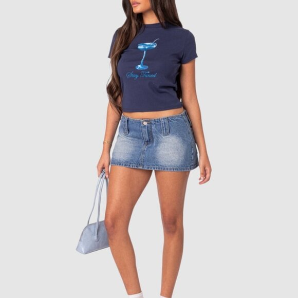 EDIKTED Tuned In T Shirt - Picture 3 of 4